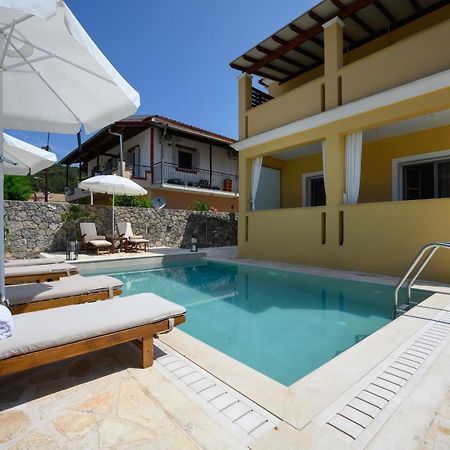 Casa Dell Amore Petrití Екстериор снимка