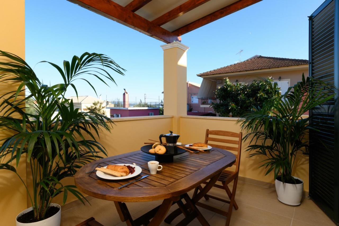 Casa Dell Amore Petrití Екстериор снимка
